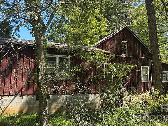 3rd image of 188 Velvis Hollifield Rd