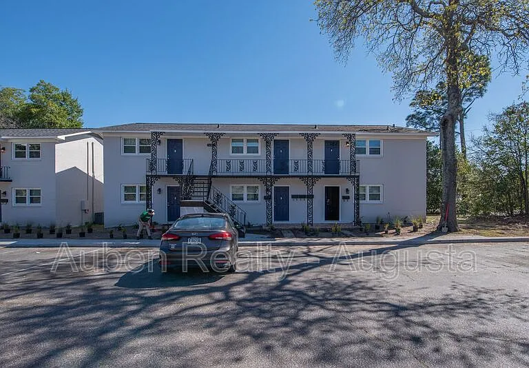 1604 Johns Rd #A — Photo 16