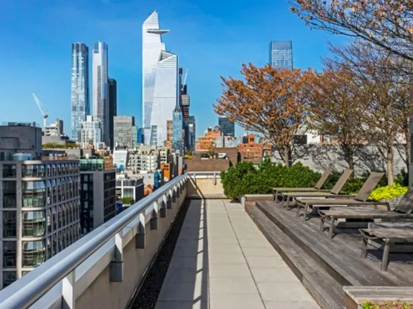 450 West 17th Street image 21 of 26