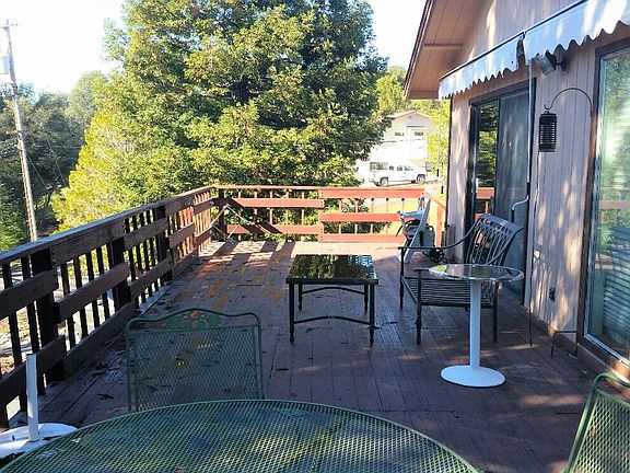 4th image of 20607 Nob Hill Cir