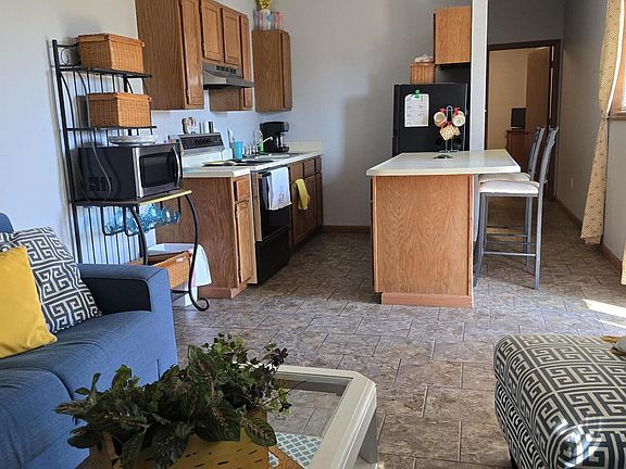 3rd image of 388 Notch Lane #5b