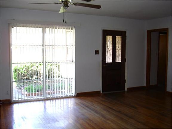 3rd image of 4505 Nina Lee Ln