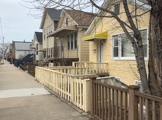 3023 S Farrell St, Chicago, IL 60608