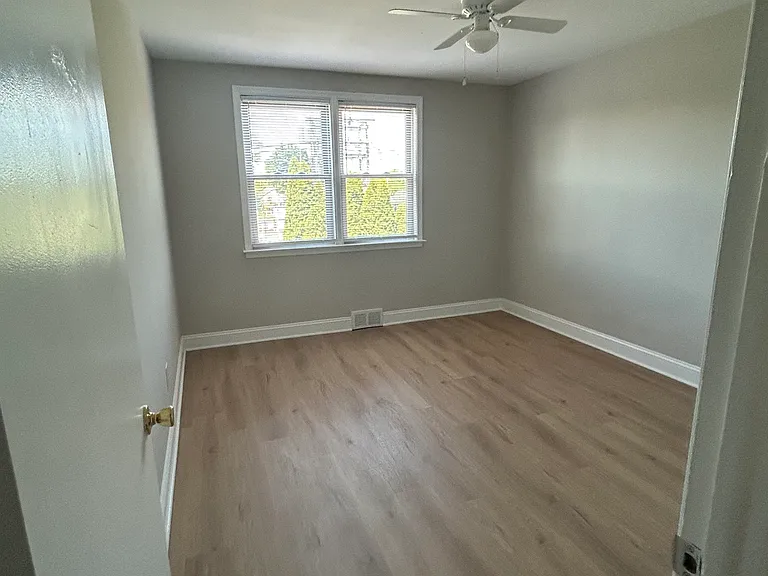 133 Byberry Rdec #B3 — Photo 1
