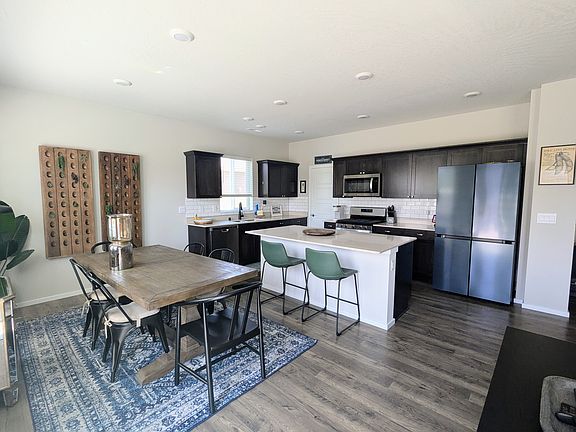 3rd image of 5815 W Morgantown Ln