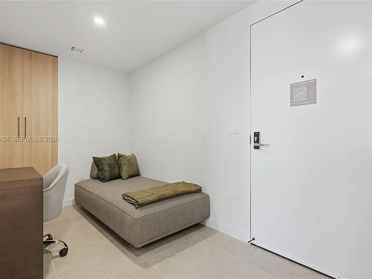 121 NE 5th St #3511 — Photo 11