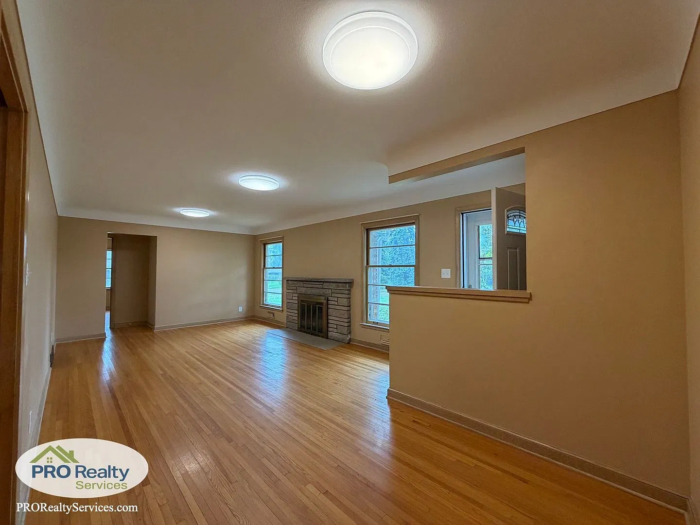 Remodeled 3 Bedroom House in Edina — Photo 4