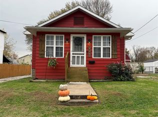 3007 Fernwood Ave, Alton, IL 62002