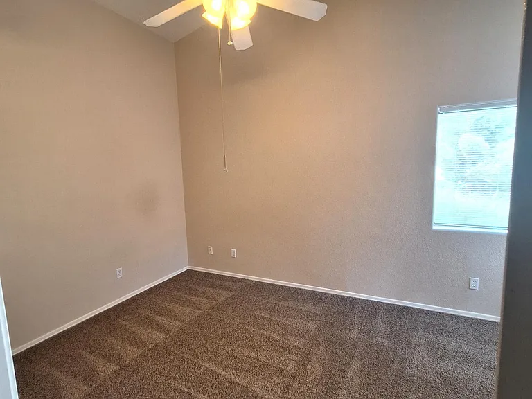 3307 E Fremont Rd — Photo 28