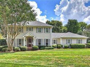 3825 Huntcliff Dr, Charlotte, NC 28226
