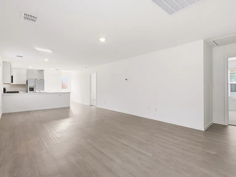 3161 Campeiro Ave — Photo 5