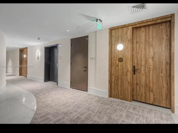 2200 Brickell Ave #405, Miami, FL 33129