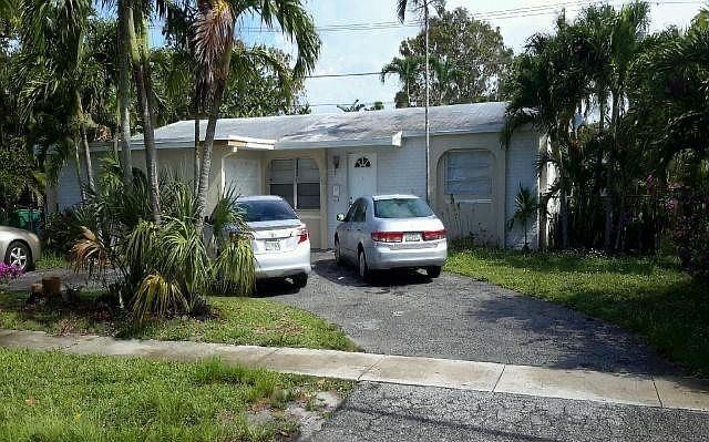 2nd image of 4841 NW 19th Court