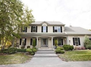 W269N1933 Meadowbrook Rd, Pewaukee, WI 53072