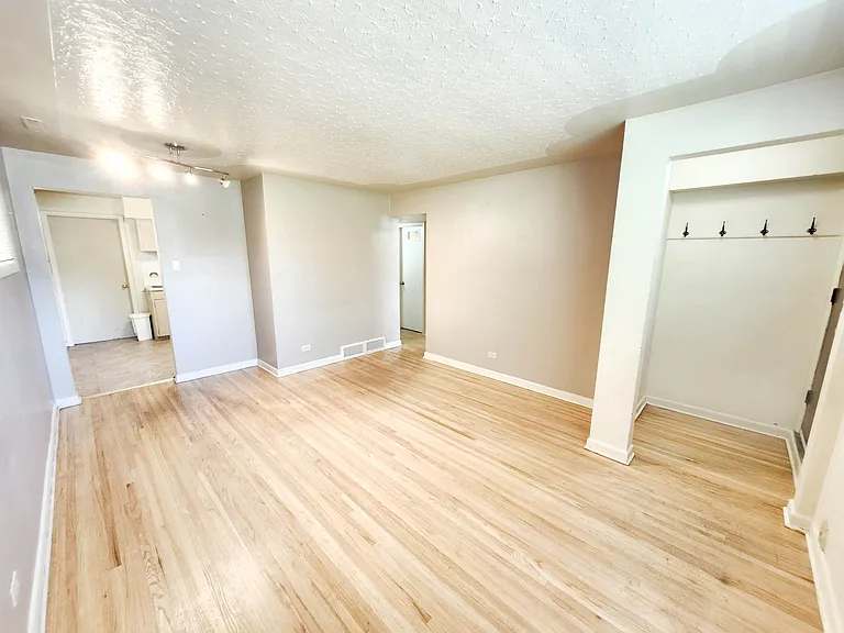 4728 Stanley Rd SW #3 — Photo 2