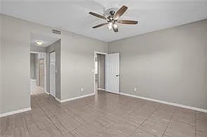 6560 Huntington Lakes Cir #101 — Photo 45