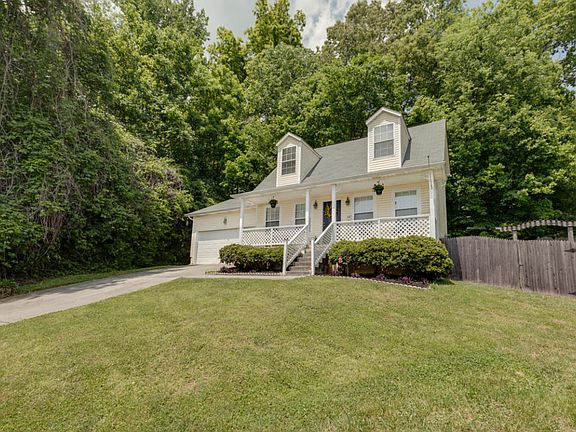 2nd image of 737 Settlers Pond Way #9