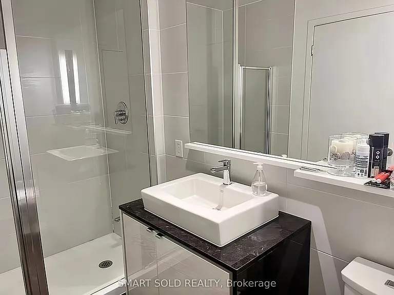 121 McMahon Dr #3208 — Photo 8