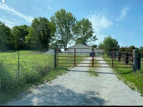5th image of 709 Mule Shed Ln