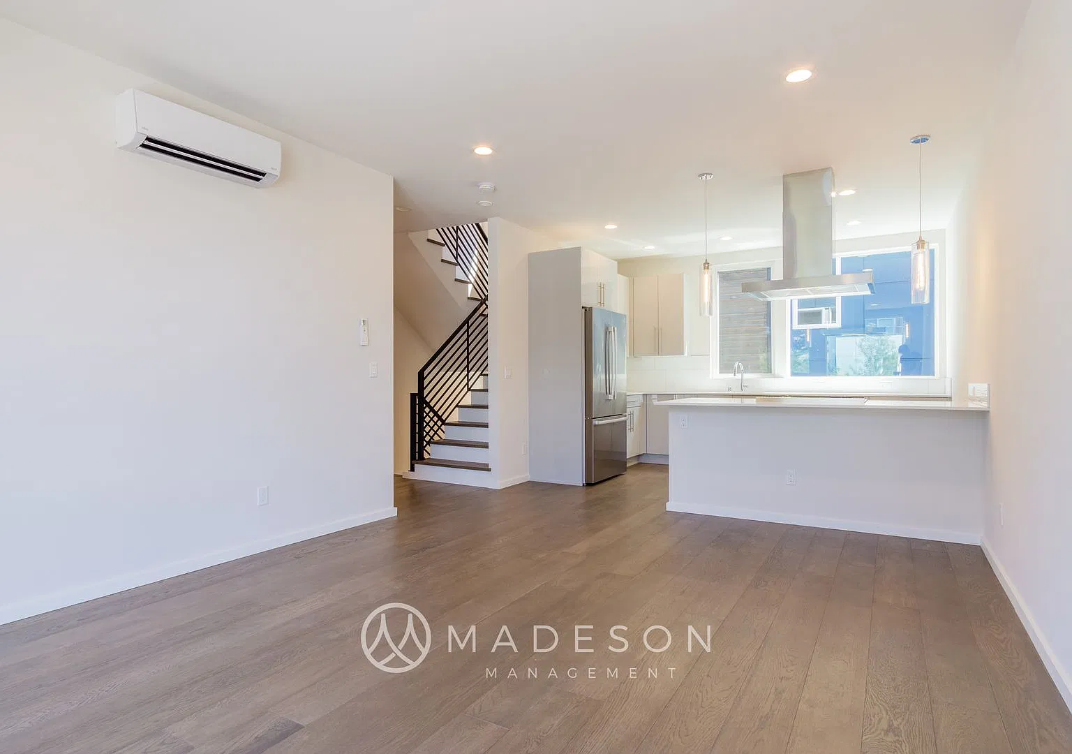 Modern Green Lake Townhome | Rooftop Deck | 3BR + Office — Photo 2