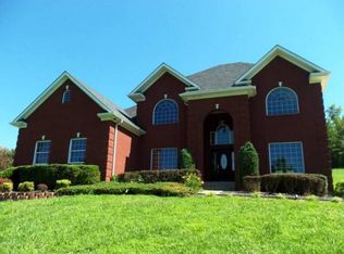 90 Leonard Hall Ln, New Haven, KY 40051