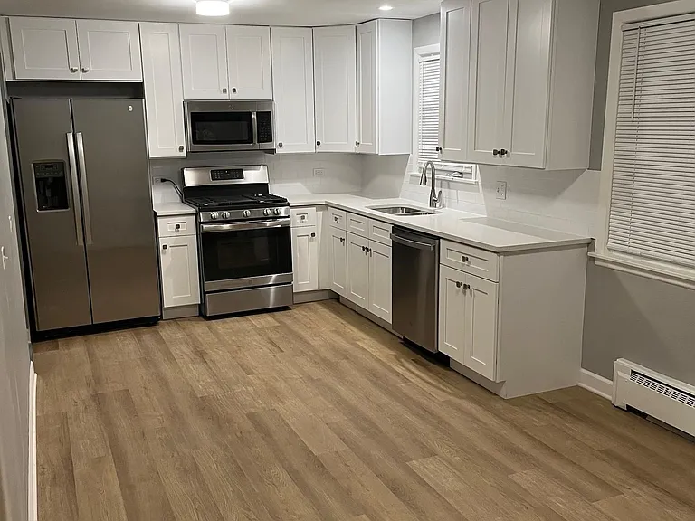 4600 N Sayre Ave #G — Photo 3