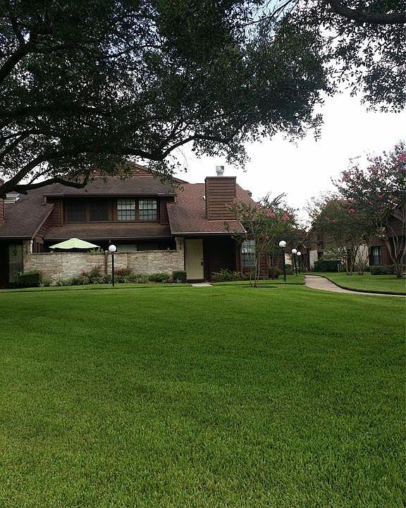 1st image of 2611 Grants Lake Blvd