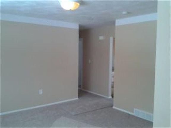 5th image of 2353 Cedarcliff Dr