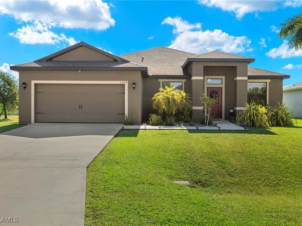 1233 SW 18th Ct, Cape Coral, FL 33991