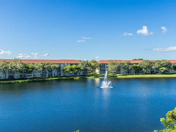 12900 SW 13th Street #403e, Pembroke Pines, FL 33027