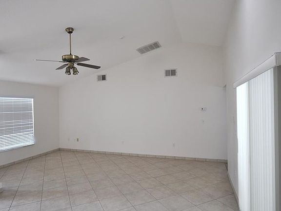3rd image of 4867 Chisholm Park Trl