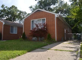 23415 Davey Ave, Hazel Park, MI