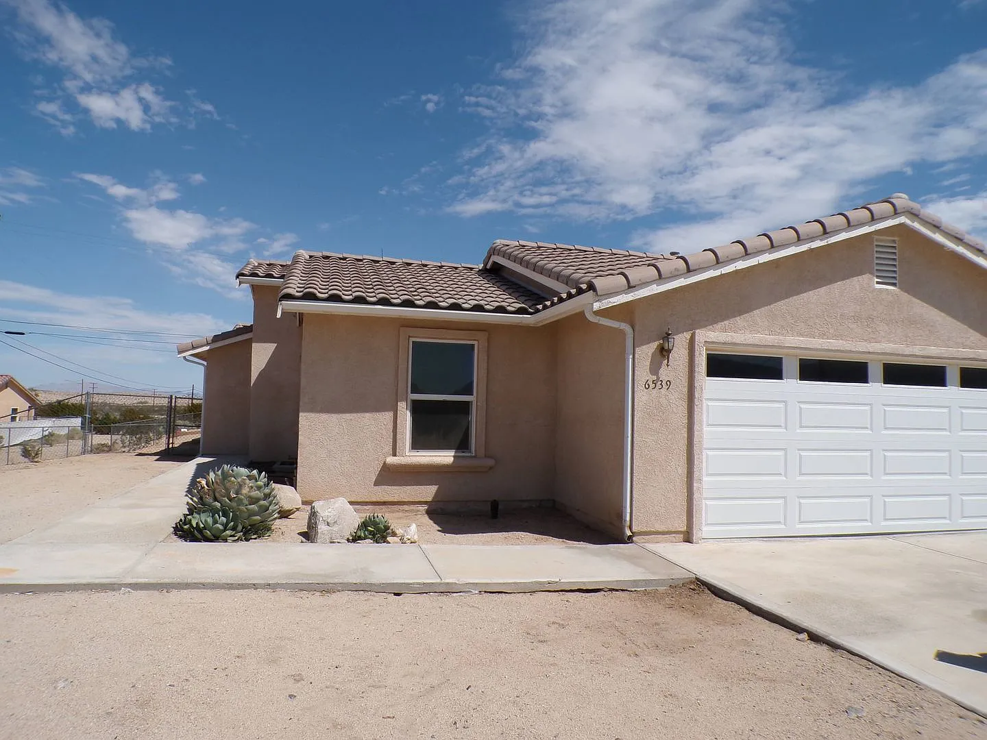 4 Bedroom 3 Bath Home and guest quarters — Photo 1