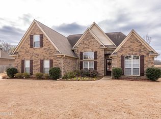 1325 Fieldstone St, Hernando, MS 38632