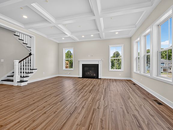 7th image of this home