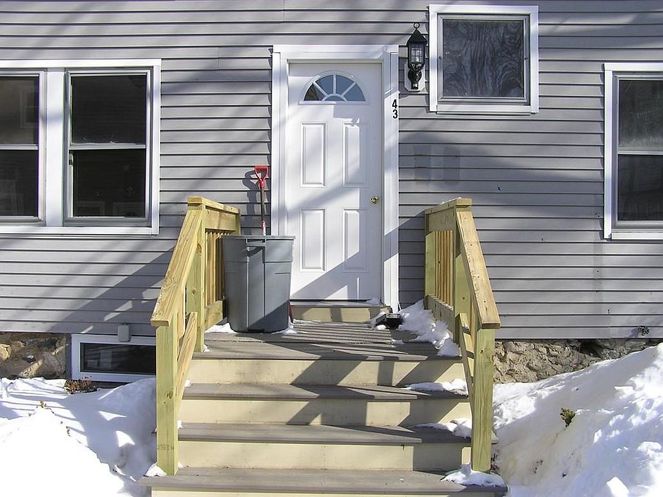 1st image of 43 Courtland St #1