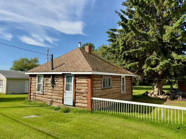 5 & 7 W 5th St, Big Lakes County, AB T0G 1K0