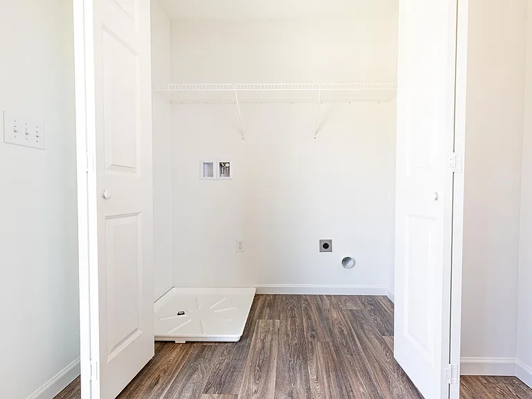 14 Meredith Way — Photo 7
