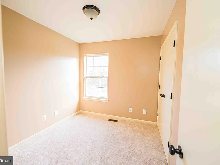 9925 Matti Hill Ct — Photo 10