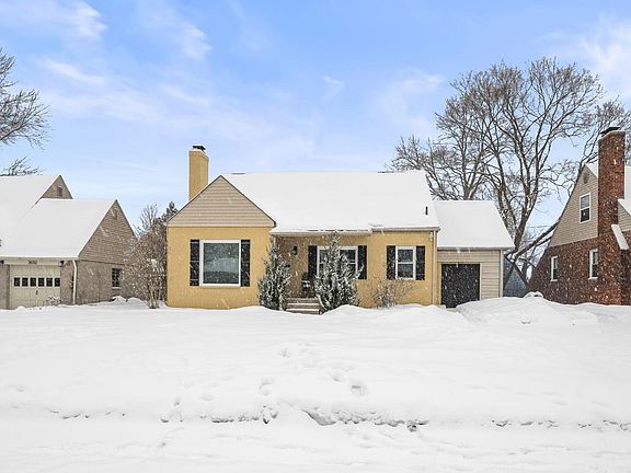 4th image of 2026 Jervis Rd