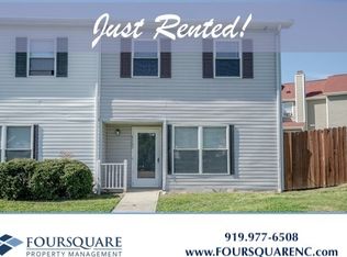 8200 Merriweather Cir, Raleigh, NC 27616