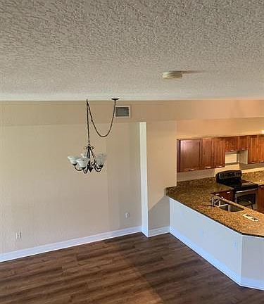 4th image of 55 SE Palermo Ct APT 105