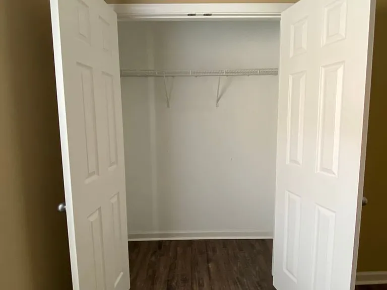 525 Fox Run Cir — Photo 14