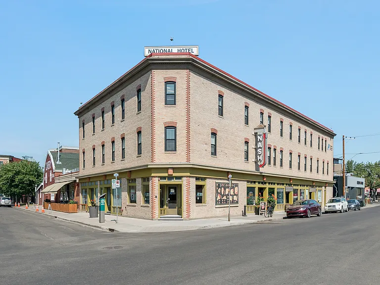 1001 8th St SE — Photo 42