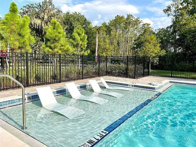 4652 Sparkling Shell Ave — Photo 34