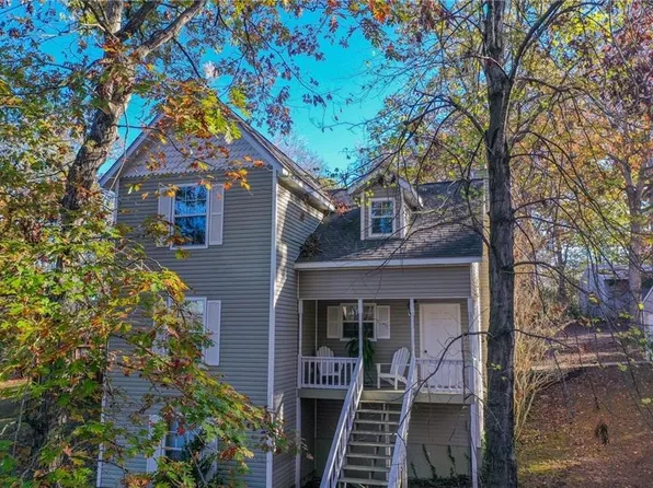 23682 Lakeview Ter, Springdale, AR 72764