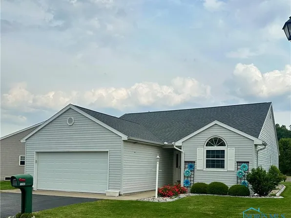 1245 Countryside Dr, Findlay, OH 45840