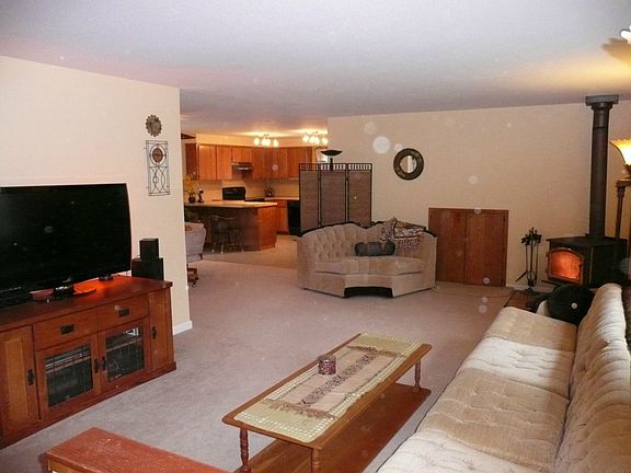 4th image of 12545 Shadowbrook Dr SW
