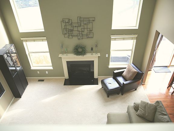 4th image of 740 Grandview Dr