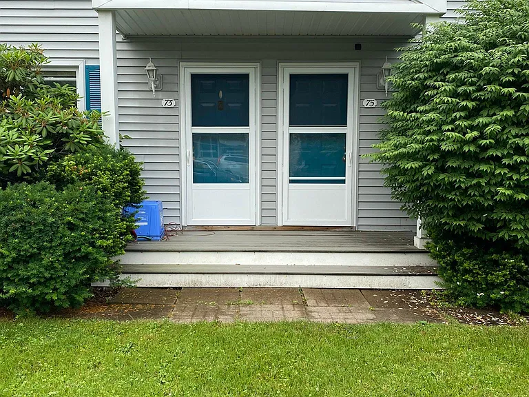 73 Lori Ln — Photo 2